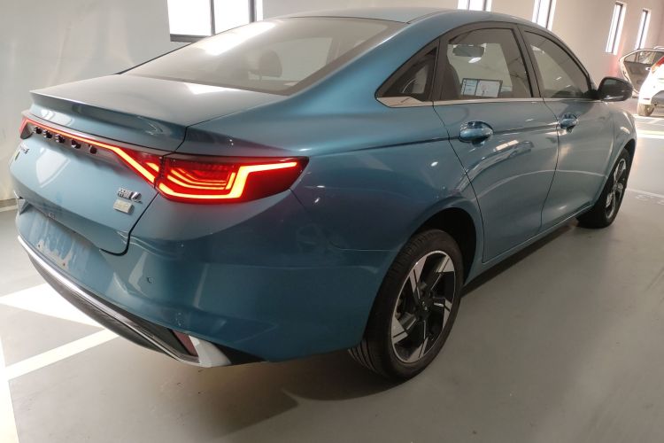 GEELY Emgrand L HiP 2023 car image #7