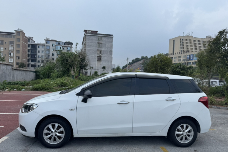 Chevrolet Lova 2016 immagine di auto #7