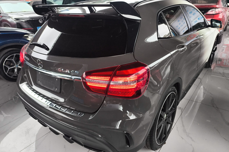 Mercedes-Benz GLA AMG 2019 car image #7