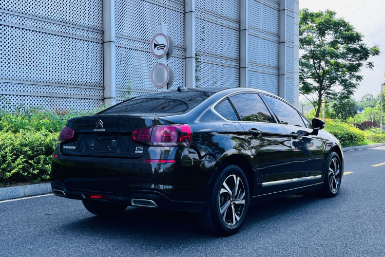 雪铁龙 雪铁龙C5 2017 汽车图片 #7