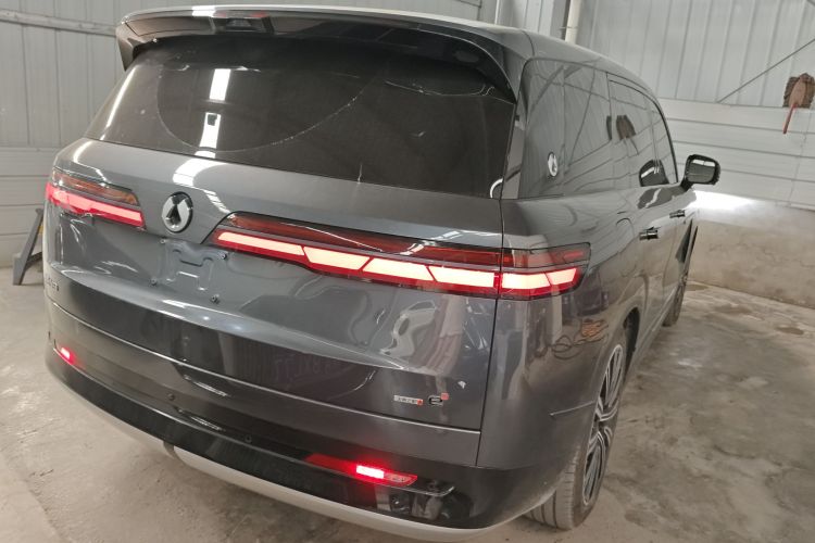 Denza N9 2025 #7 Denza N9 2025 car image #7