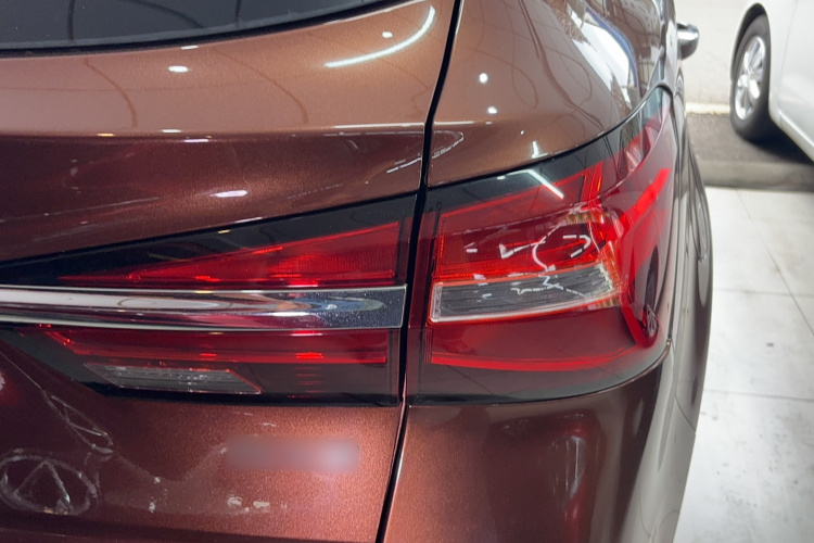 Roewe RX3 2018 car image #7