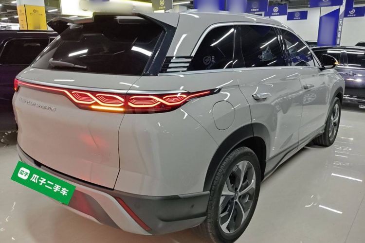 BYD Frigate 07 2023 immagine di auto #7