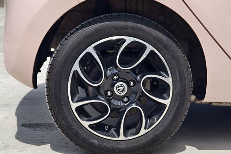 Changan BenBen E-Star 2022 изображение автомобиля #7