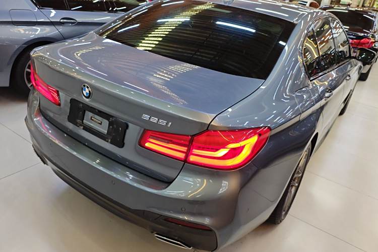 BMW 5 Series (Imported) 2018 #7 BMW 5 Series (Imported) 2018 car image #7