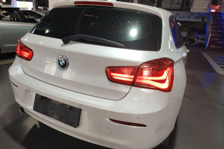 BMW 1 Series (Imported) 2019 #7 BMW 1 Series (Imported) 2019 car image #7