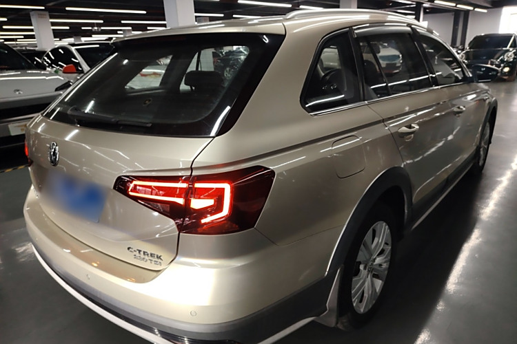 Volkswagen C-Trek 2018 immagine di auto #7