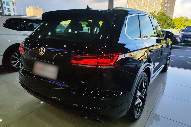 Volkswagen Touareg 2020 car image #7