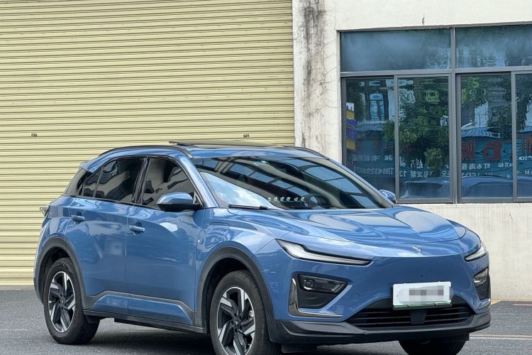 哪吒汽车 哪吒X 2023 汽车图片 #7