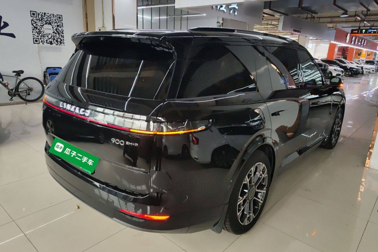 Lynk & Co 900 2025 car image #7