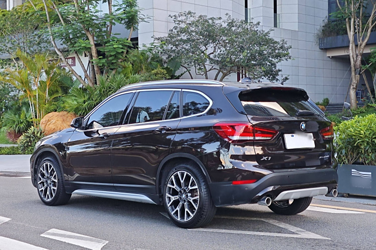 BMW X1 M35Li 2019 car image #7