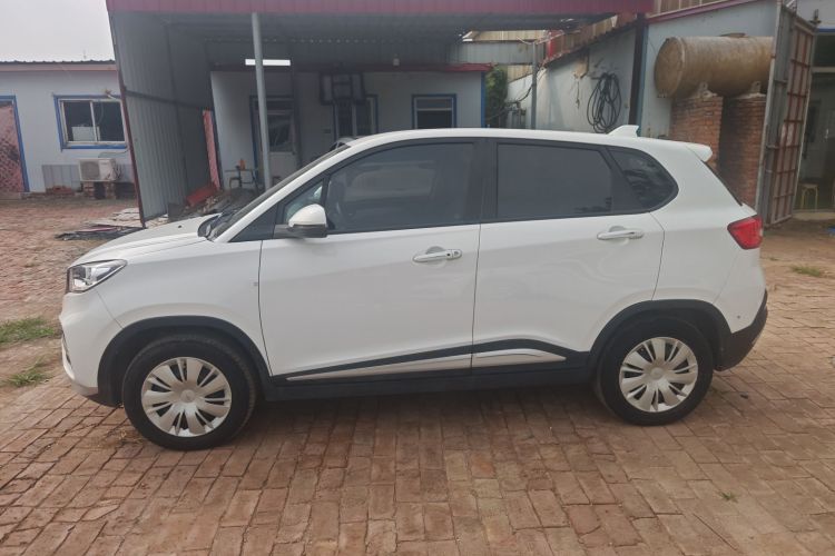 哪吒汽车 哪吒N01 2019 汽车图片 #7