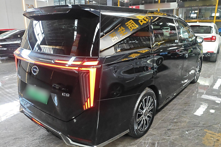 GAC Trumpchi E9 2025 #7 GAC Trumpchi E9 2025 car image #7