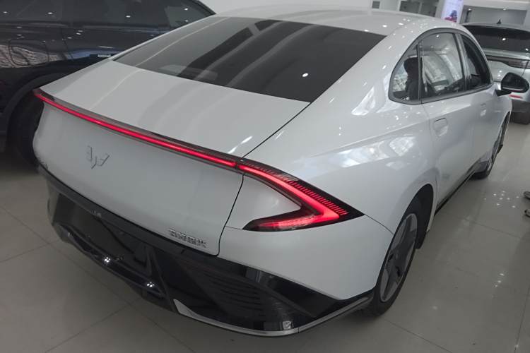 五菱汽车 五菱E5 2024 汽车图片 #7