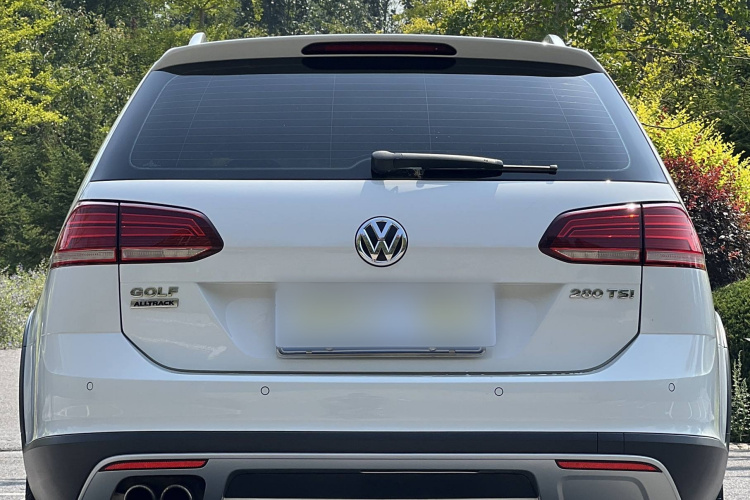 Volkswagen Golf (Imported) 2020 immagine di auto #7