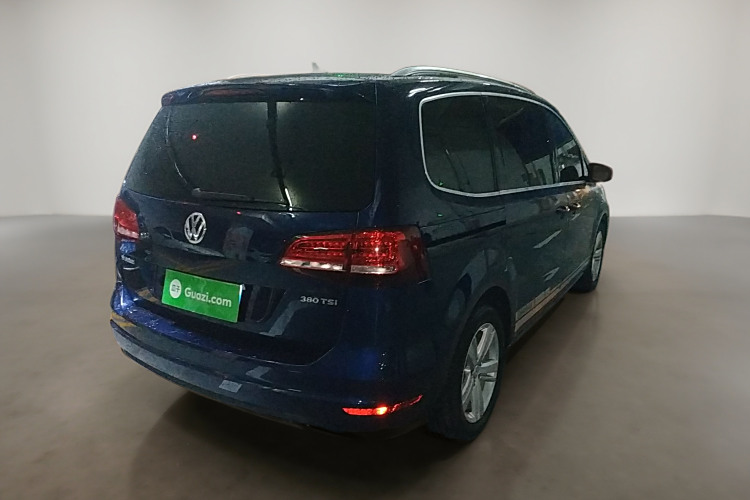 Volkswagen Sharan 2018 immagine di auto #7