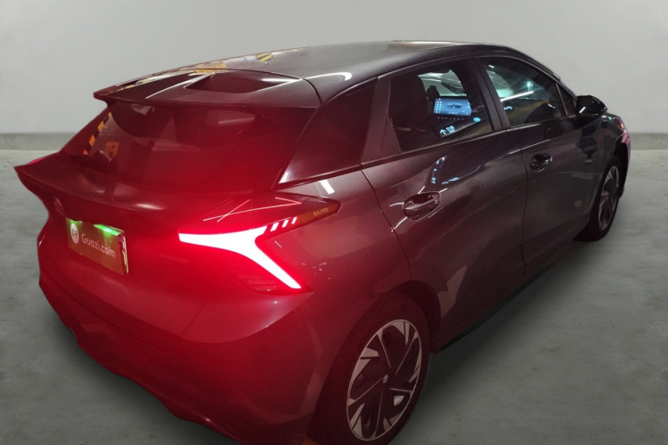 MG 4 EV 2024 #7 MG 4 EV 2024 car image #7