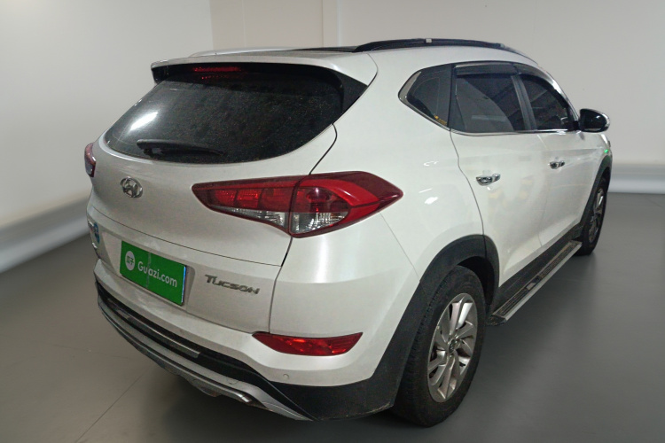 Hyundai Tucson (Imported) 2018 #7 Hyundai Tucson (Imported) 2018 car image #7