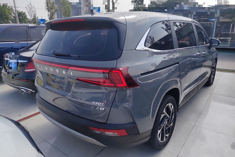 Hyundai Custo 2023 car image #7