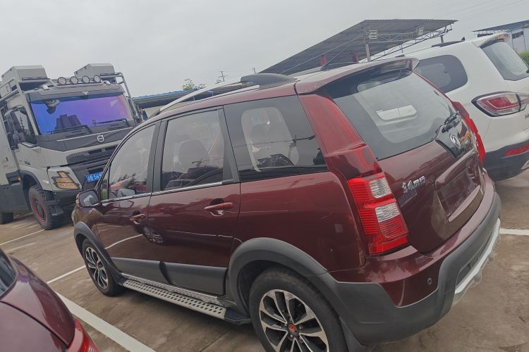 Forthing JOYEAR X5 2015 car image #7