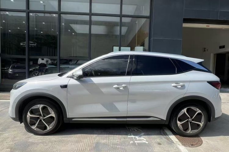 比亚迪 元PLUS 2025 汽车图片 #7