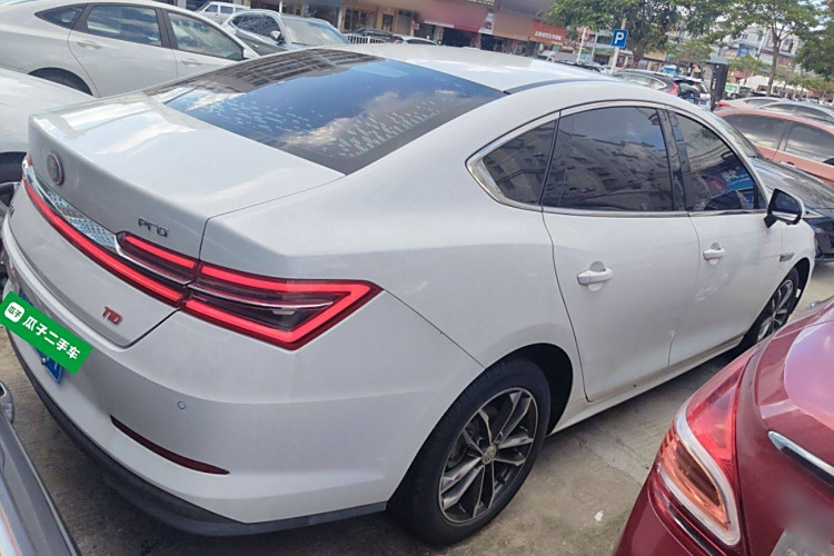 BYD Qin Pro 2019 #7 BYD Qin Pro 2019 car image #7