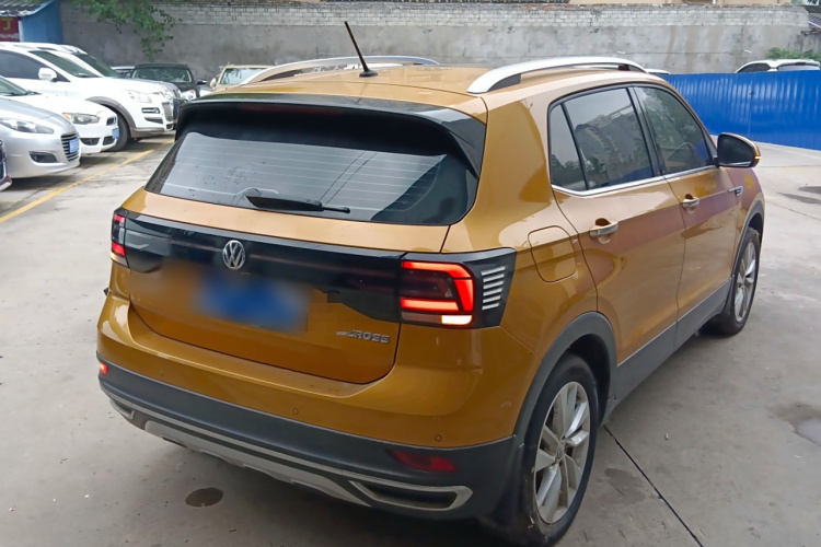 Volkswagen T-Cross 2020 car image #7