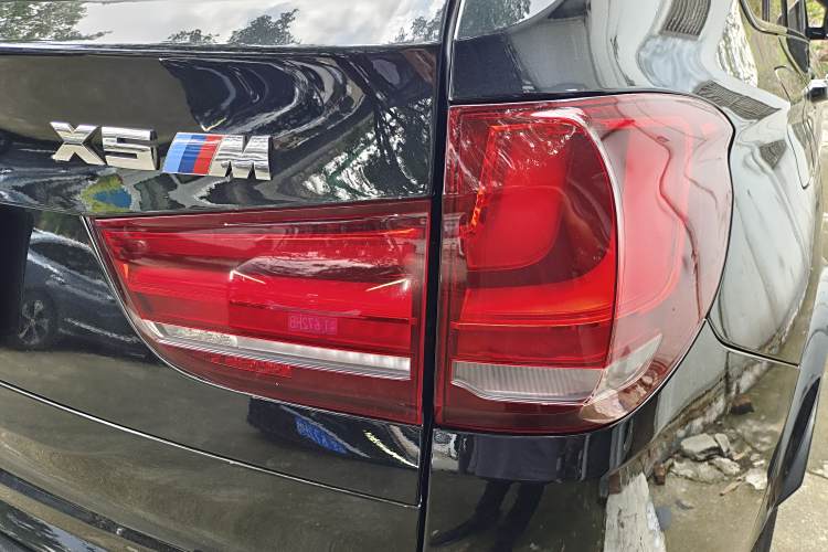 BMW X5 M 2017 car image #7