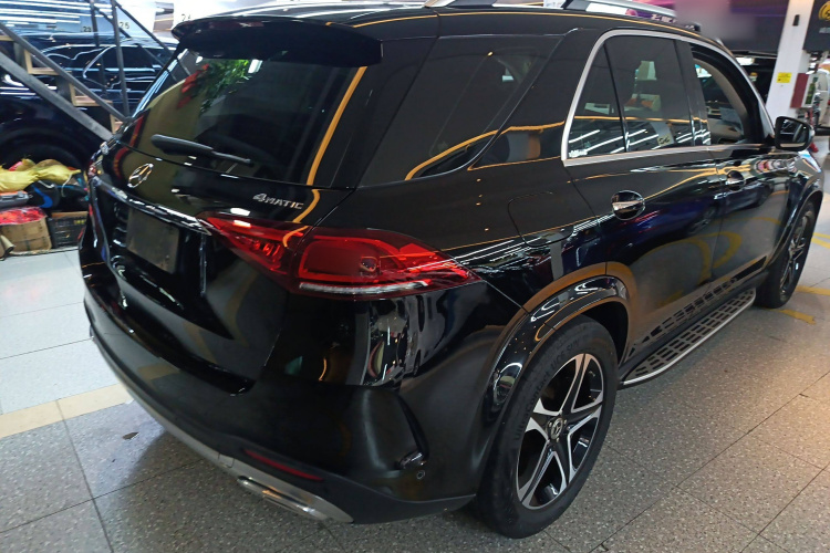 Mercedes-Benz GLE Class New Energy 2022 car image #7