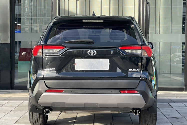 Toyota RAV4 (Imported) 2022 immagine di auto #7