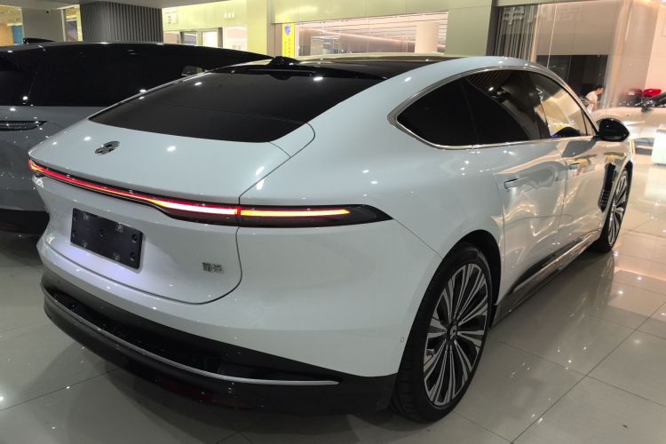 NIO ET9 2024 imagen de coche #7