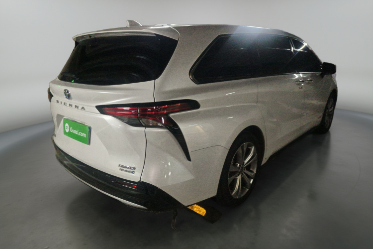 Toyota Sienna 2024 image de voiture #7