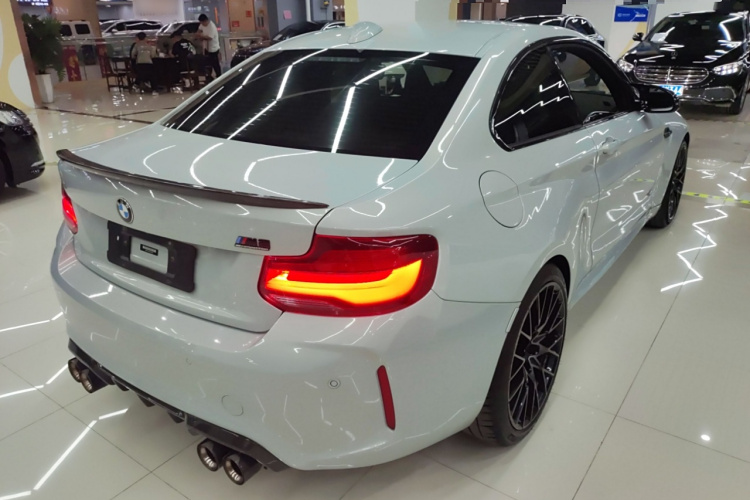 BMW M235L 2019 car image #7