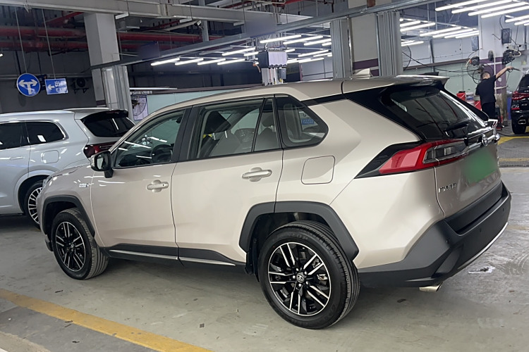 丰田 威兰达新能源 2022 #7 丰田 威兰达新能源 2022 汽车图片 #7