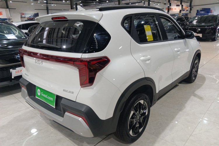 Kia Sonet 2024 immagine di auto #7