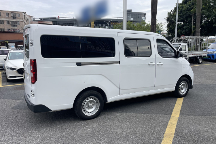 五菱汽车 五菱扬光电卡 2024 汽车图片 #7