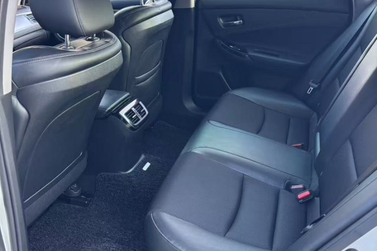 Honda Spirior 2016 car image #7