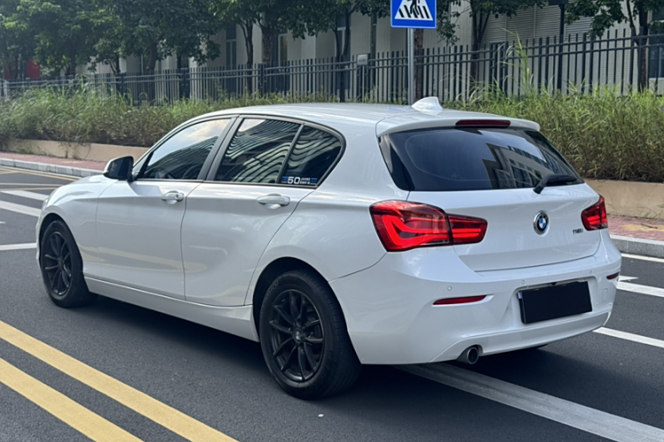 BMW 1 Series (Imported) 2018 car image #7