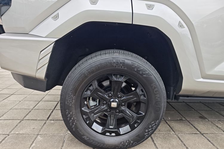 Tank 400 2025 car image #7