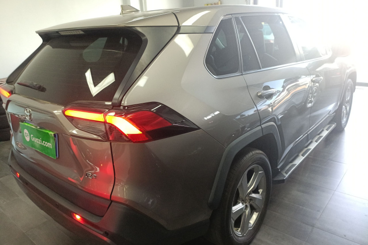 Toyota RAV4 (Imported) 2020 imagem de carro #7