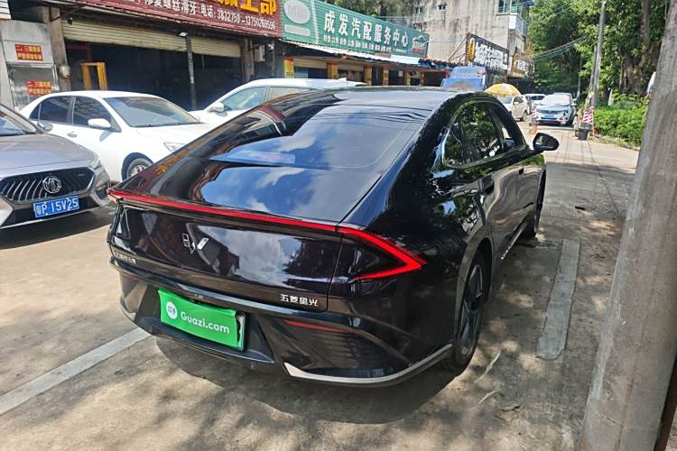 Wuling Starlight 730 2024 immagine di auto #7