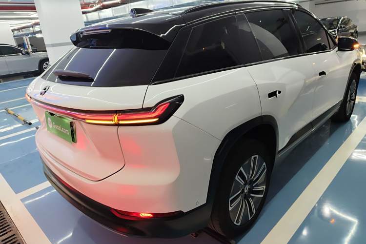 蔚来 蔚来ES7 2022 汽车图片 #7