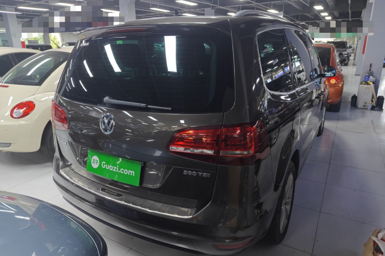 Volkswagen Sharan 2018 immagine di auto #7