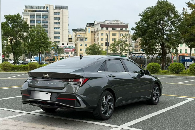 Hyundai Elantra EV 2023 #7 Hyundai Elantra EV 2023 car image #7