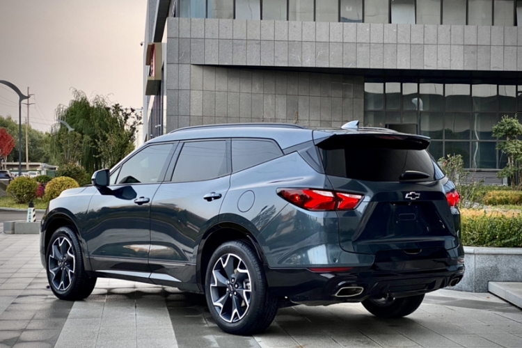 Chevrolet Blazer 2021 изображение автомобиля #7