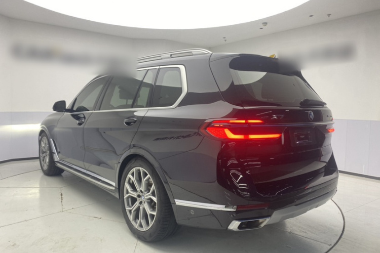BMW X7 2023 #7 BMW X7 2023 car image #7
