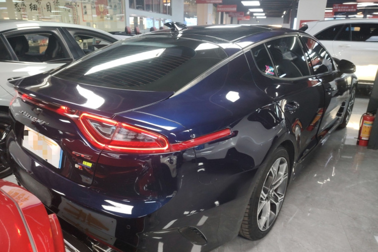 起亚 斯汀格 2018 汽车图片 #7