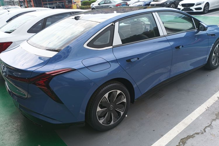 HongQi TianGong 05 2025 #7 HongQi TianGong 05 2025 car image #7