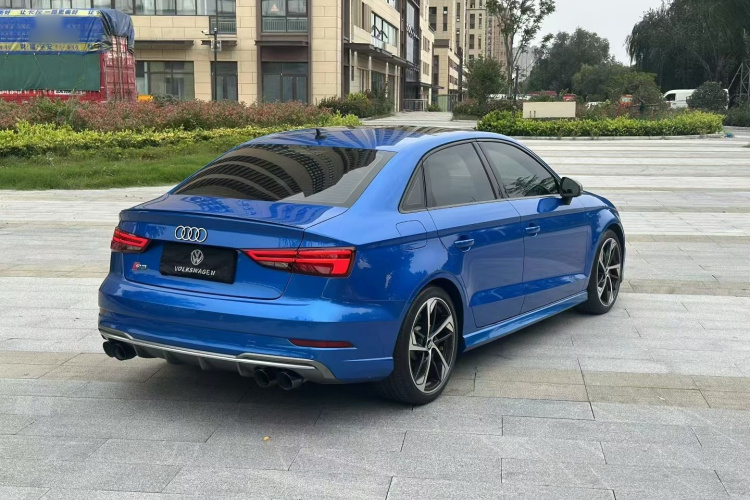 Audi S3 2019 car image #7