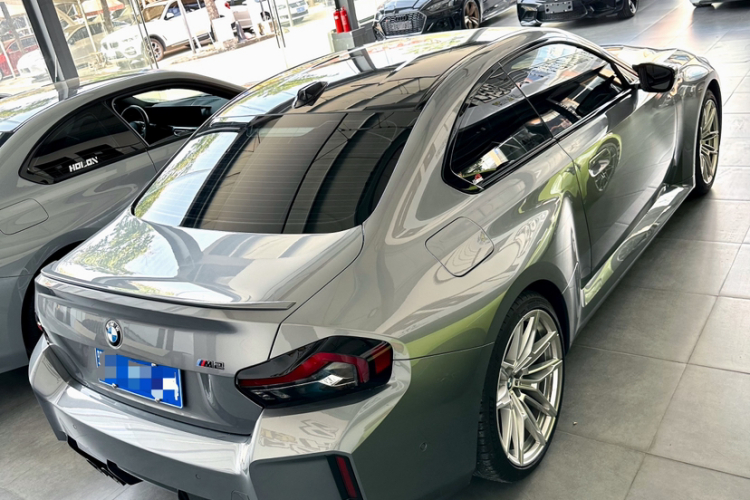 BMW M235L 2025 immagine di auto #7